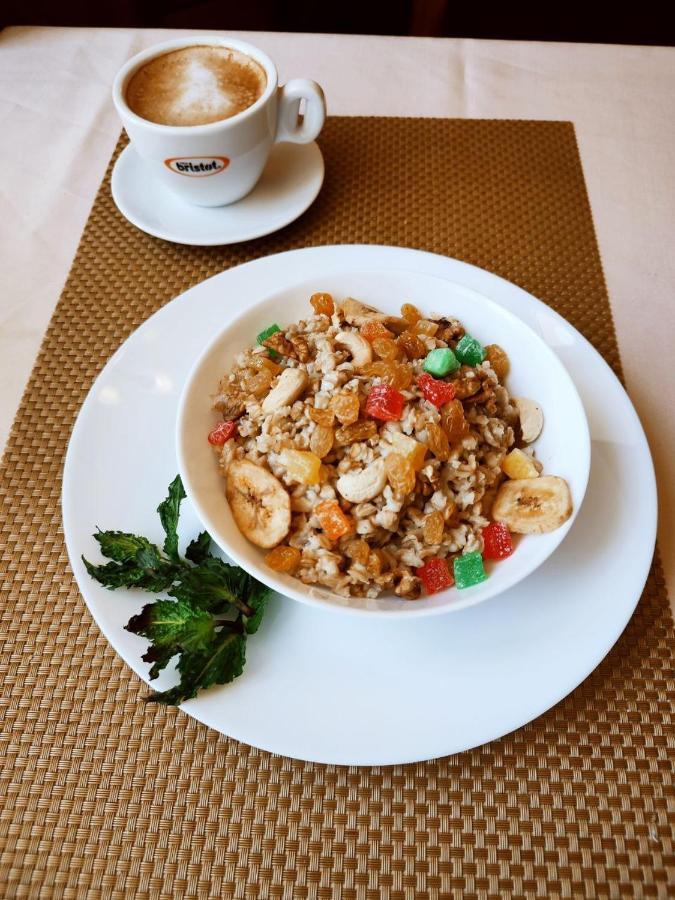 Wellotel Odessa 外观 照片